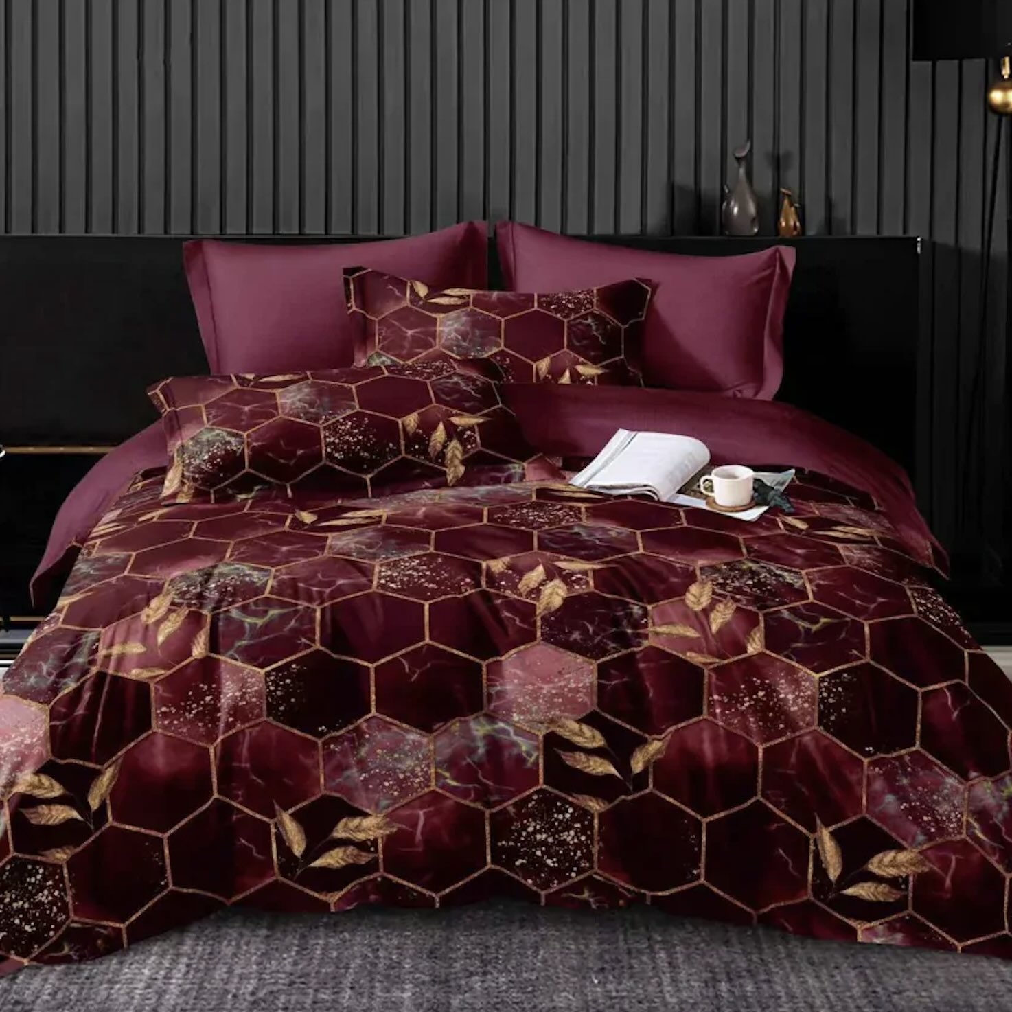 4 dielna sada obliečok na 2 postele Dark Wine Honeycombs